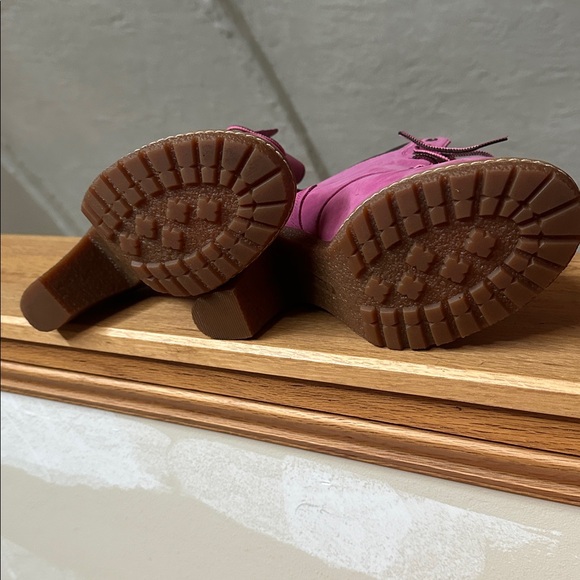 Timberland Women's Pink Heeled Boots - Picture 3 of 4